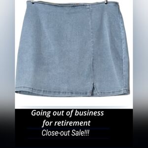 Wild Fable Women's Notch Front Seamed Denim Skirt Sizes 16W NWT